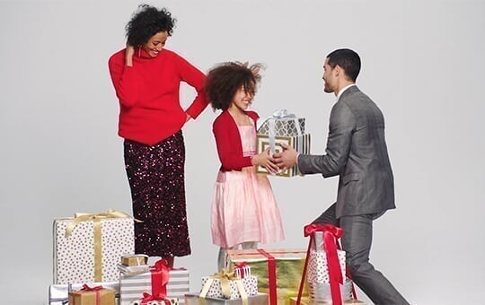 Southdale Center - Hero - Discover Southdale Center MALLS_HOLIDAY_2019_STILL_MOBILE_m4_20191104151013.jpg