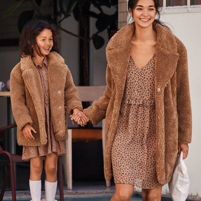 Philadelphia PO - Spot 4 - H&M Mother-Daughter_Spot-1_Mobile_m4_20191104111827.jpg
