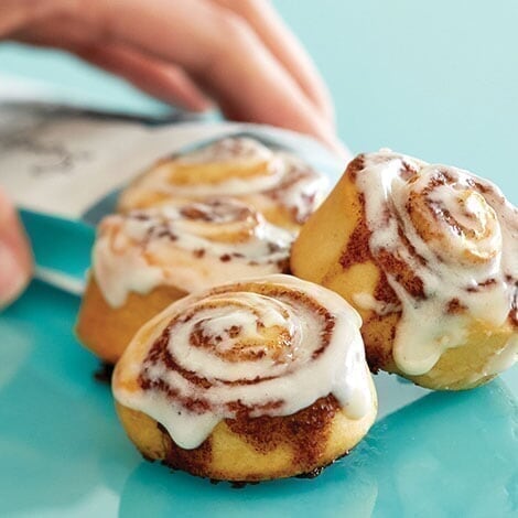 The Mall at Tuttle Crossing - Promo - Coming Soon: Cinnabon Promo-Spot3_d4_20191104122940.jpg
