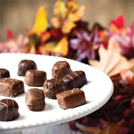 Pismo Beach Premium Outlets - Promo Spot 1 - Rocky Mountain Chocolate Factory pismobeach_promo1_d4_20191104112046.jpg