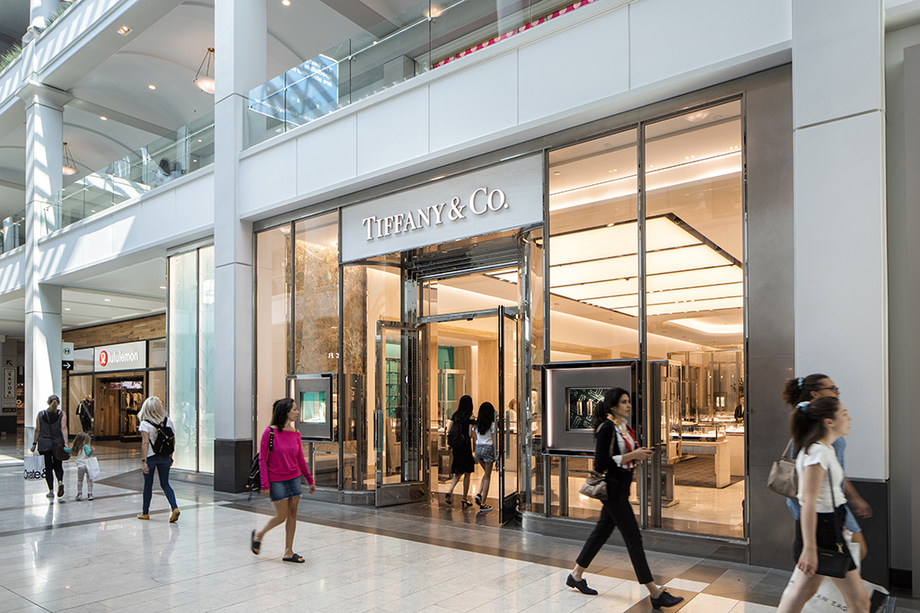 burberry store in westchester mall