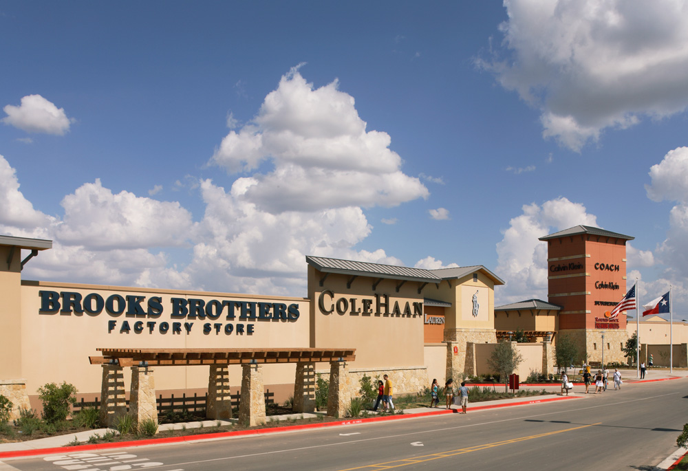 Do Business at Round Rock Premium Outlets®, a Simon Property.