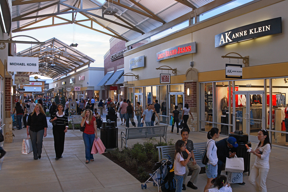 About Houston Premium Outlets® - A 