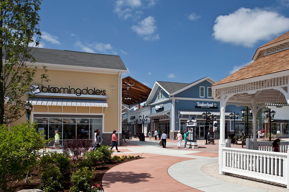 Do Business at Merrimack Premium Outlets®, a Simon Property.