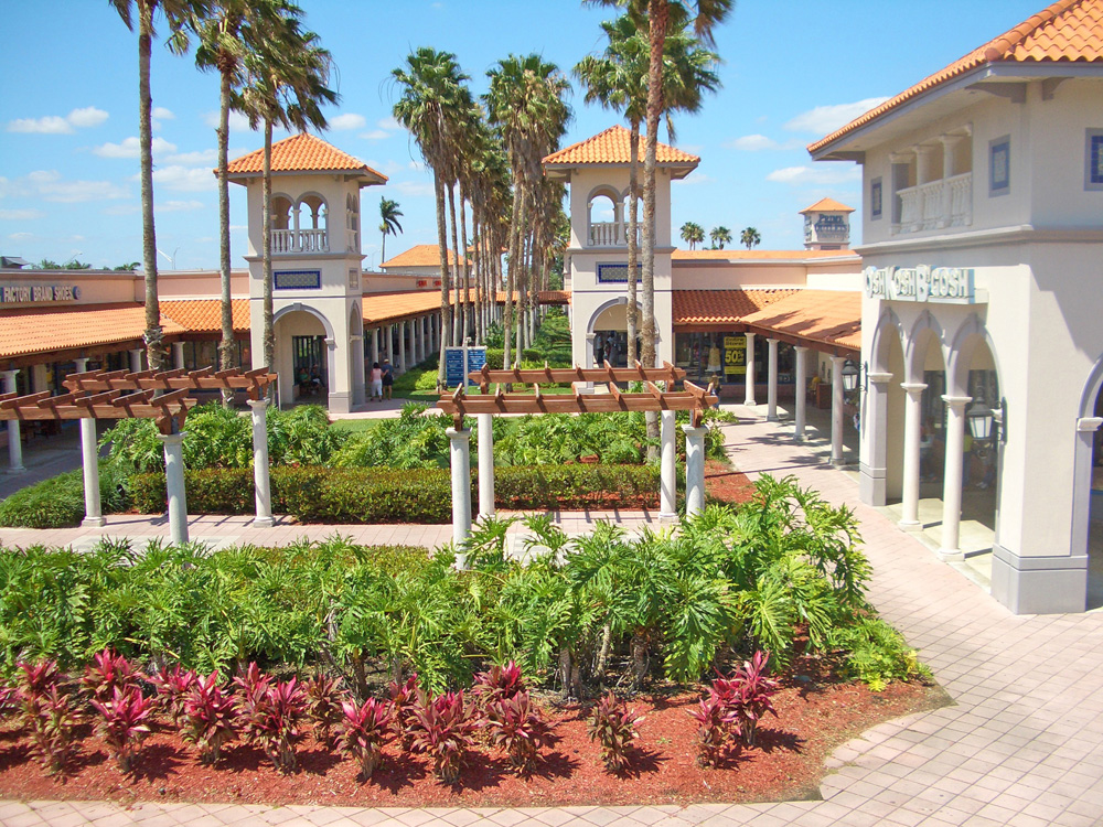 gap outlet south keys