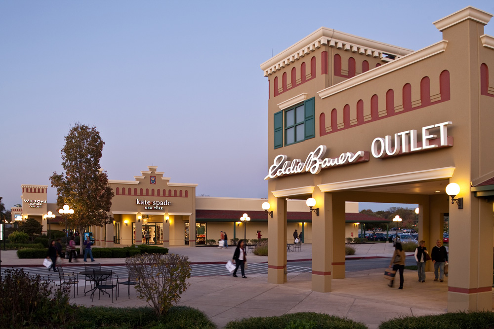 Do Business at Hagerstown Premium Outlets®, a Simon Property.