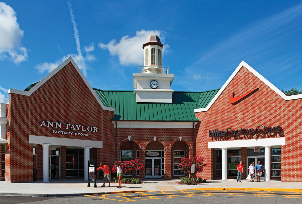 nike williamsburg outlets