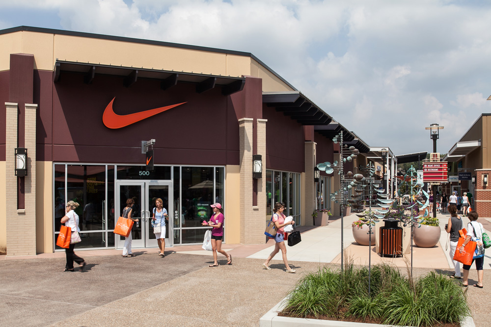 nike outlet premium outlets