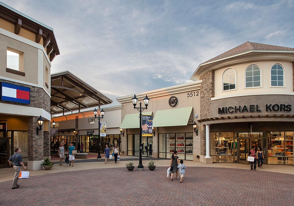 About Charlotte Premium Outlets A Shopping Center In