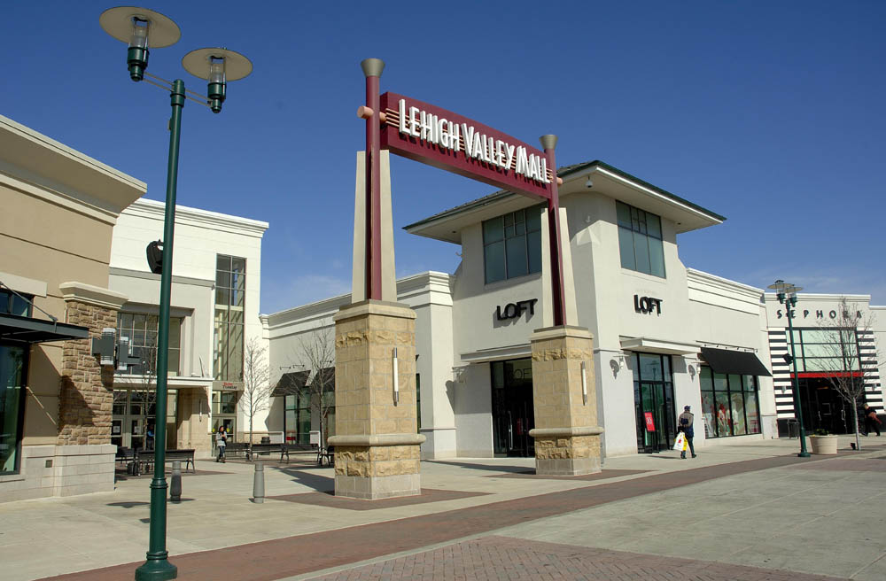 lululemon lehigh valley mall