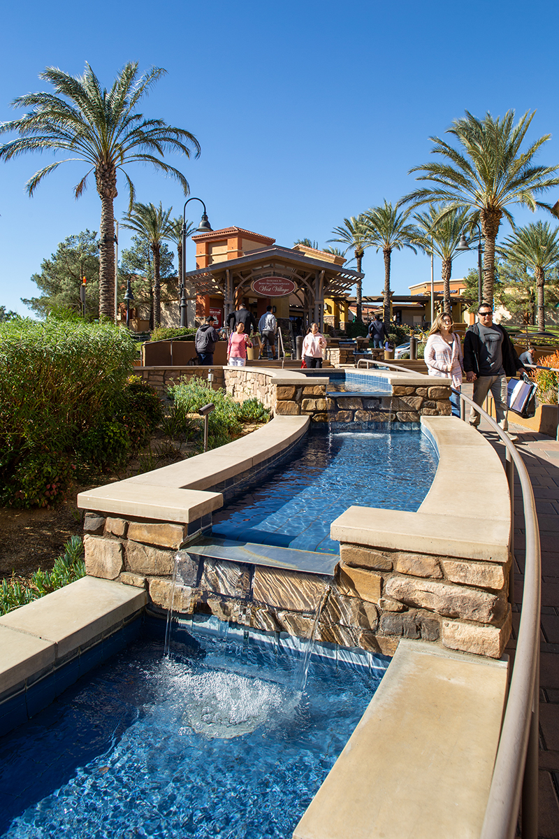 Do Business at Desert Hills Premium Outlets®, a Simon Property.