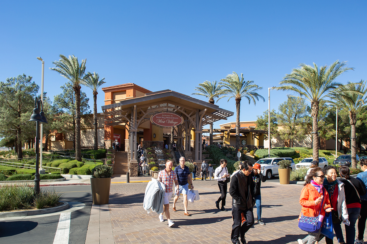 Complete List Of Stores Located At Desert Hills Premium Outlets® - A Shopping Center In Cabazon ...