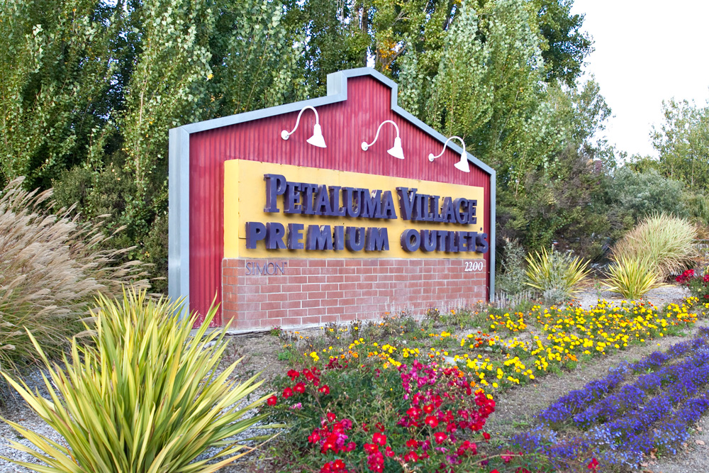 Petaluma village premium outlets jobs