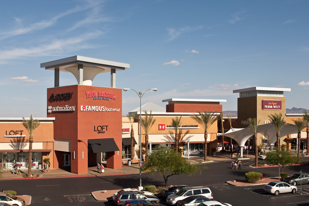 About Las Vegas South Premium Outlets 